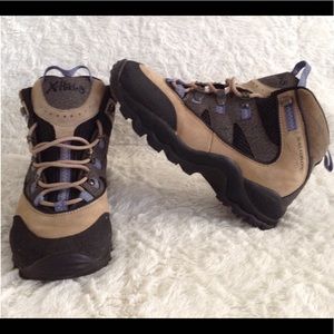 salomon x hiking boots